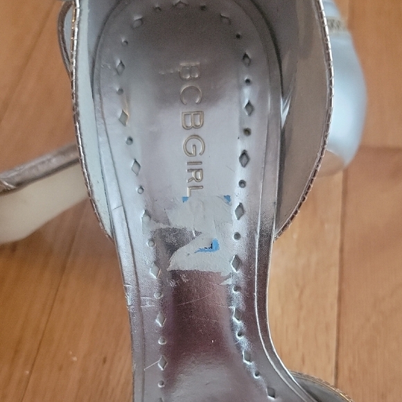 BCBGeneration Silver Heels with Ankle Strap - Picture 3 of 8